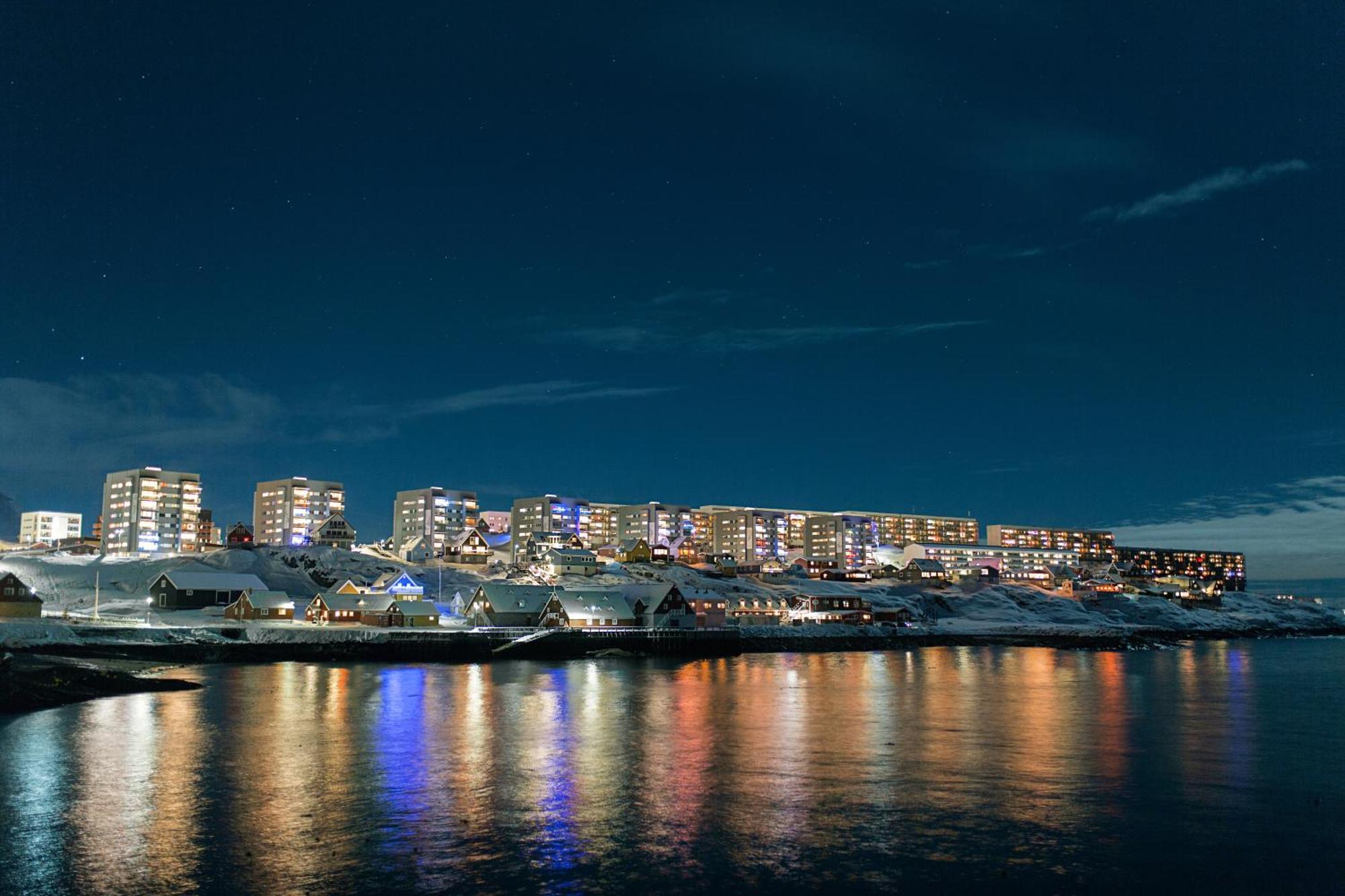 Hotel Aurora Apartments Nuuk Exterior foto